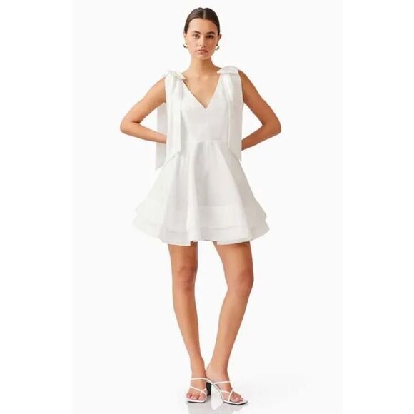 ELLIATT Kalani Bow Shoulder Mini Dress - white  Date Brunch Dress size XS Flaw - Picture 1 of 8